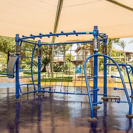 Tui Blue Palm Garden Side
