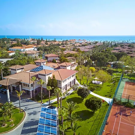 Tui蓝棕榈园度假村