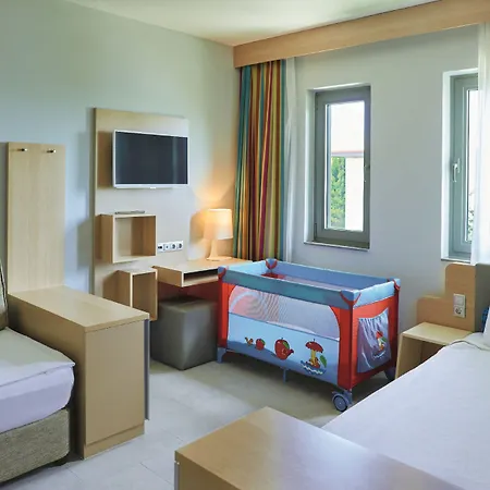 Tui Blue Palm Garden 4* Side