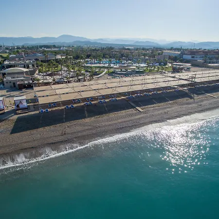 Tui蓝棕榈园度假村 4* 锡德