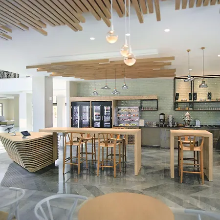 Tui蓝棕榈园度假村 度假村 锡德