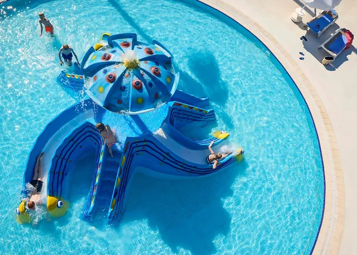 Tui Blue Palm Garden Side