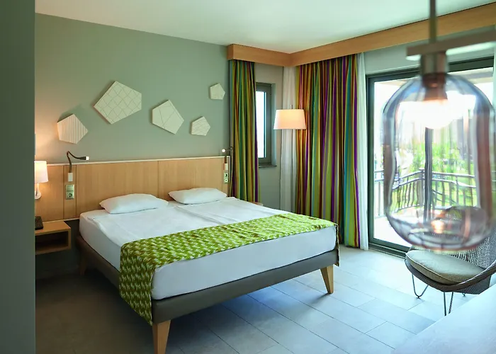 Tui Blue Palm Garden Side