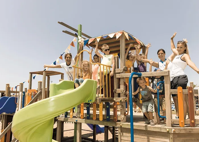 Tui Blue Palm Garden Side