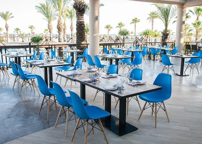 Tui Blue Palm Garden 4* Side