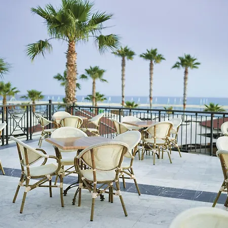 Üdülőközpont Tui Blue Palm Garden