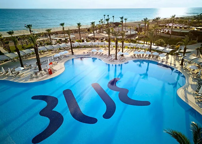 توي بلو بالم غاردين