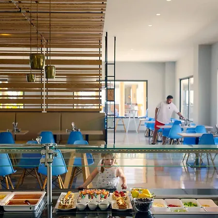 Tui Blue Palm Garden סייד