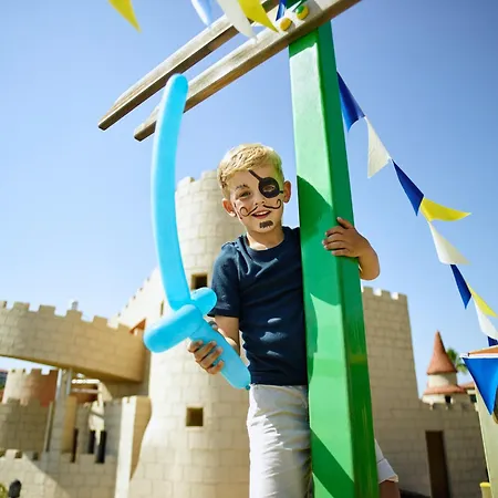 אתר נופש Tui Blue Palm Garden סייד